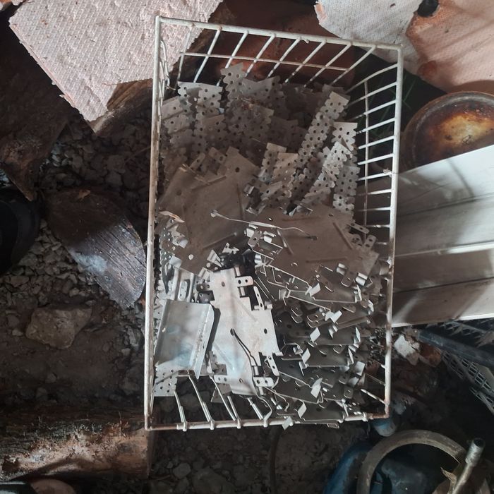 Профиль цд.б.у. ровный 6 штук по 3 метраи обрезки