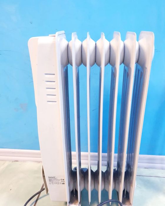 Масляний обігрівач Saturn