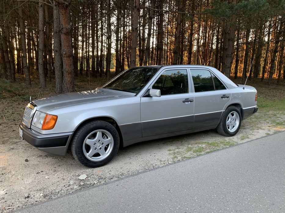 Wynajem aut do ślubu i na wesele. Flota klasyków z kierowcą !