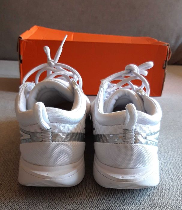 Sapatilhas de ténis ou padel NIKE Court Pro - Artigo NOVO.