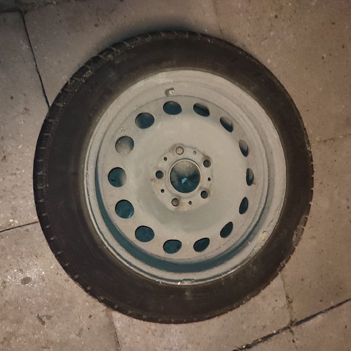 Opony zimowe  205/55 r16+ felgi 5x120