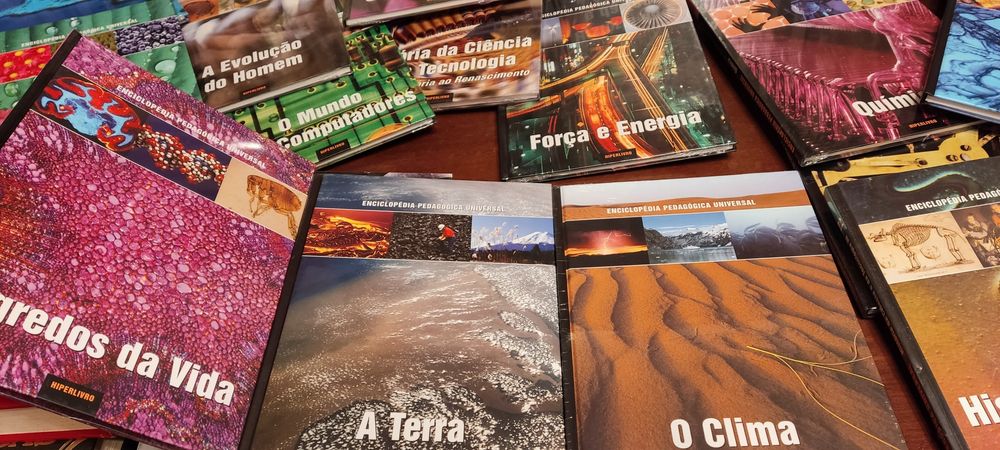 Enciclopédia Pedagógica Universal (24 volumes)