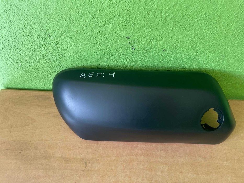 Grelha Farol Nevoeiro Direito NOVO Peugeot 307 de 2005
