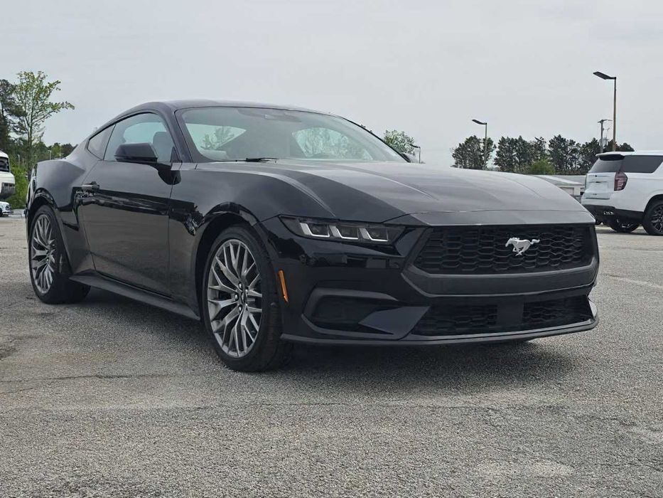 Ford Mustang EcoBoost Premium      2025