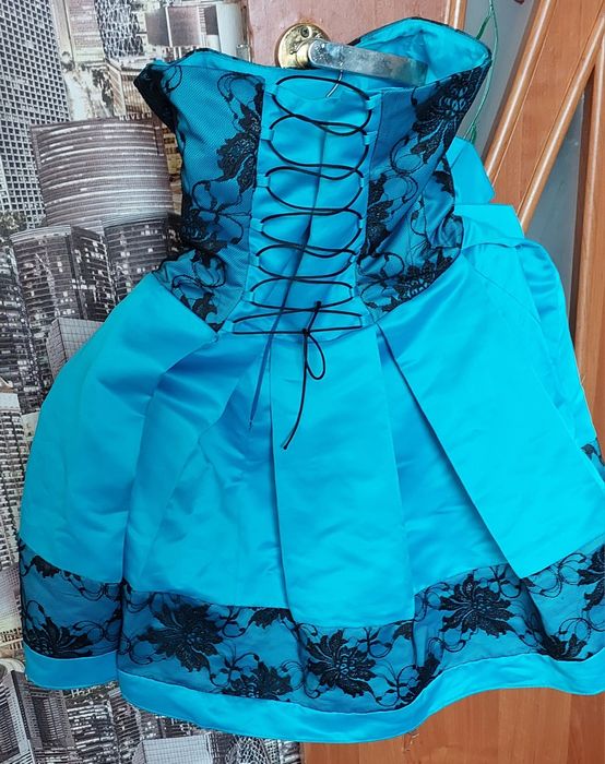 Платья, новые и б/у, отличного качества