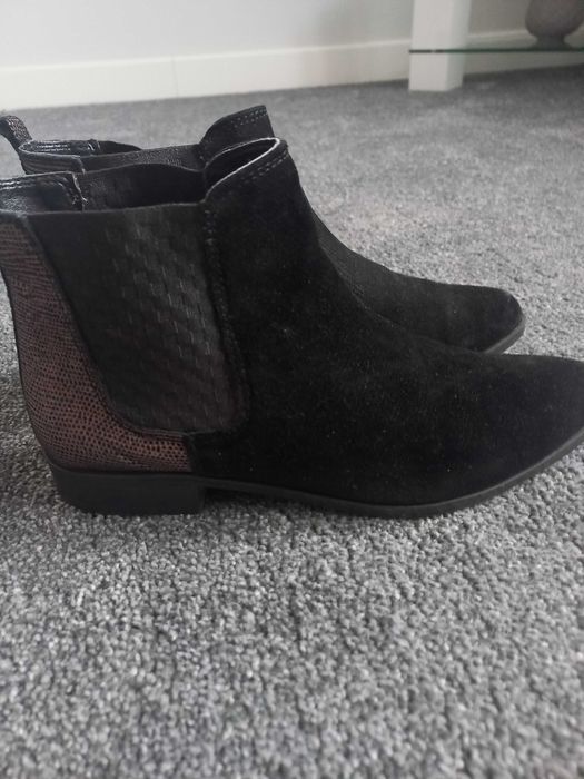 Botki zamszowe czarne 39