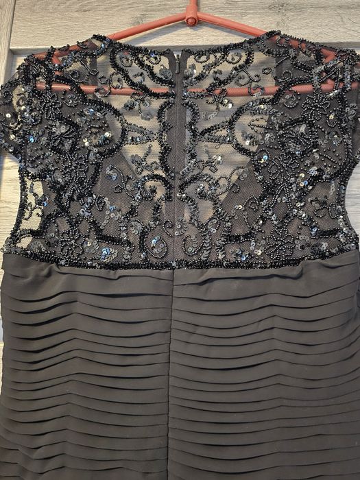 Długa Sukienka wieczorowa sylwestrowa czarna Monnari