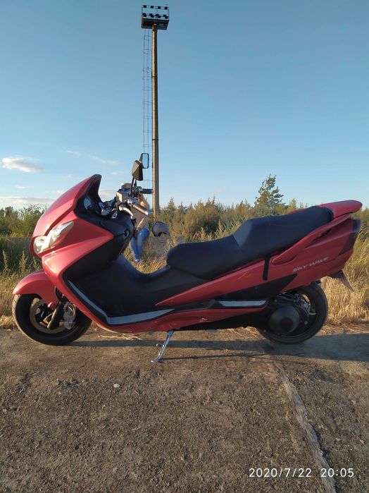 Suzuki skywave 250