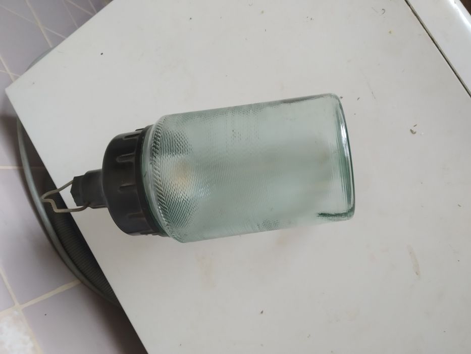 Светильник, под лампу с цоколем Е27