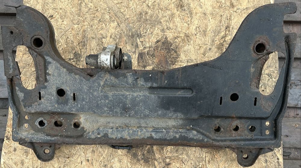 Балка передньої підвіски (підрамник) Mazda 2 DY