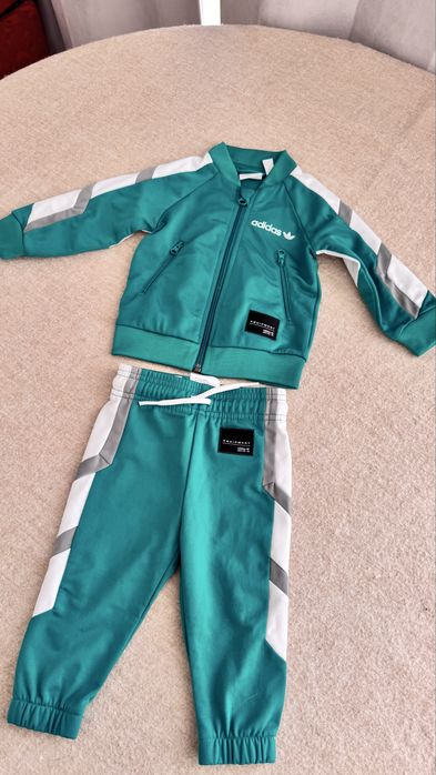 Костюм адідас 6-9 міс 74