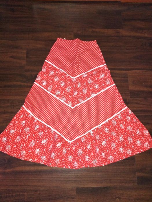 Spódnica damska długa czerwona