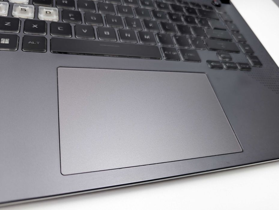 LAPTOP GAMINGOWY Asus ROG Strix RTX 3050 Ryzen 7 4800H 144hz