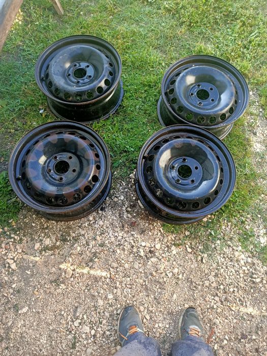 Jantes Renault em 16 e VW em 18