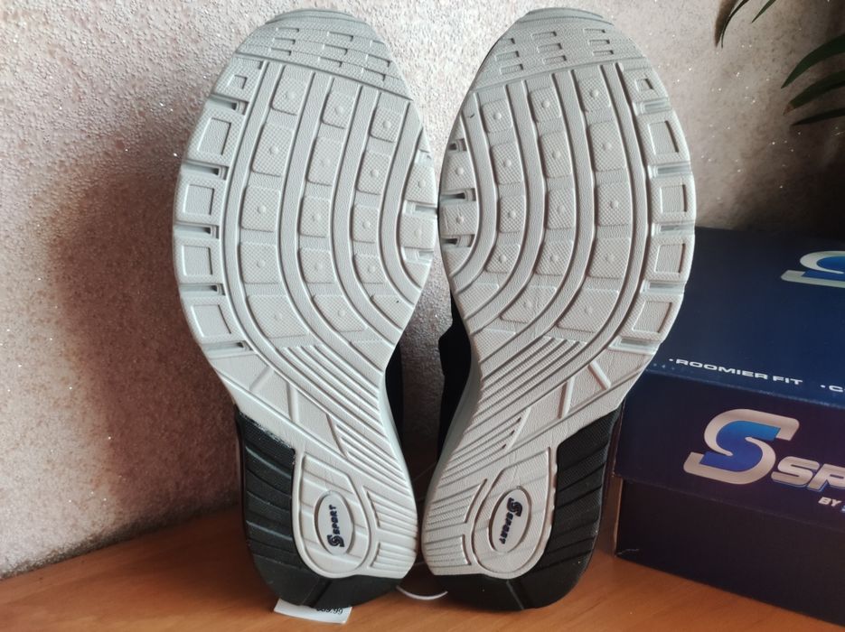 Кросівки Skechers