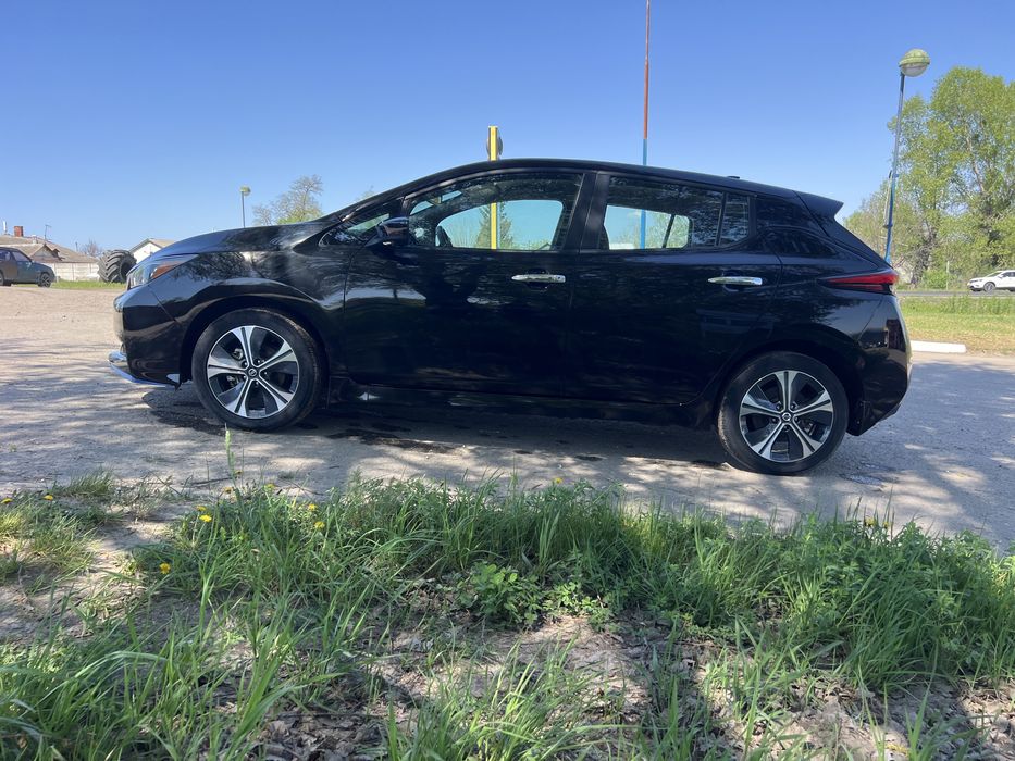 Nissan Leaf 2022г (62кВт)