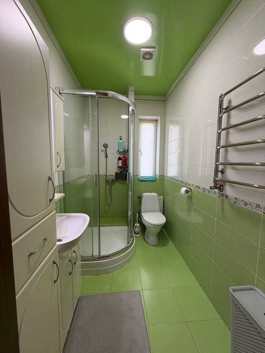 Продам 2-х этажный дом Подгородное, вул. Образцова