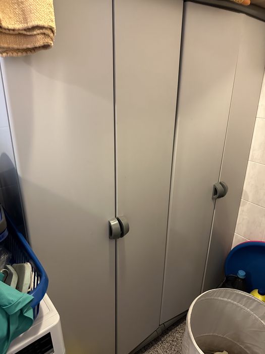 3 armários para arrumos dispensa ou lavandaria