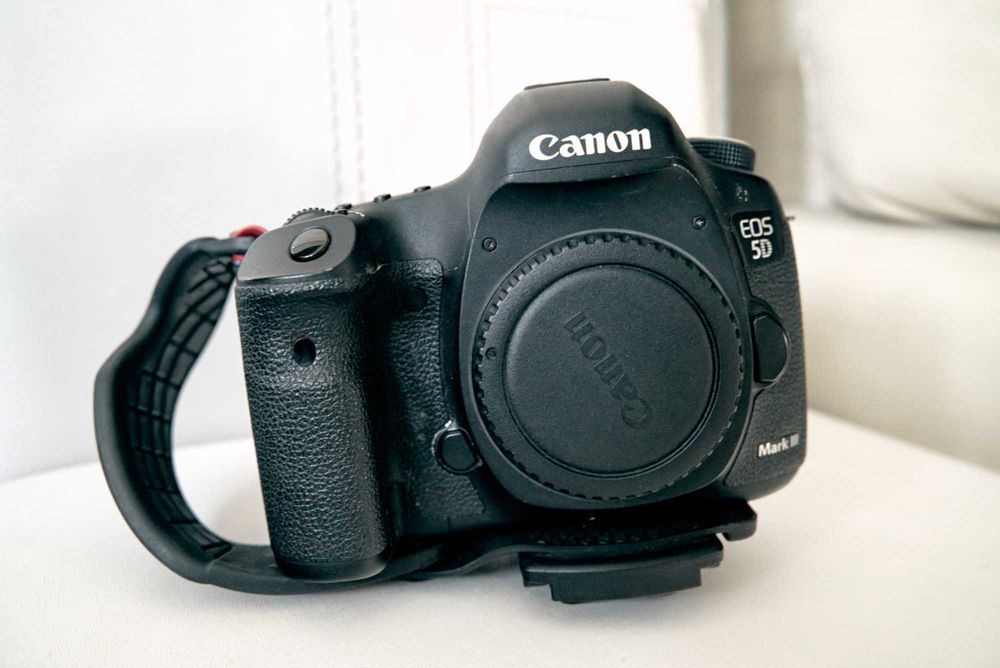 Canon 5D Mark III em excelente estado – único dono