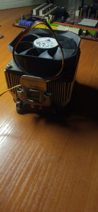 Запчастини для пк, AMD Athlon™ 64 X2 5000, MSI MS-7302 ver 1.1, ddr2