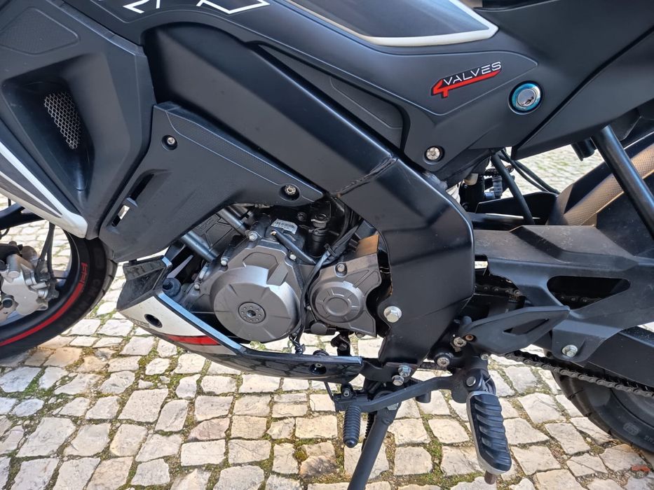 Keeway RKF 125, ano 2022.