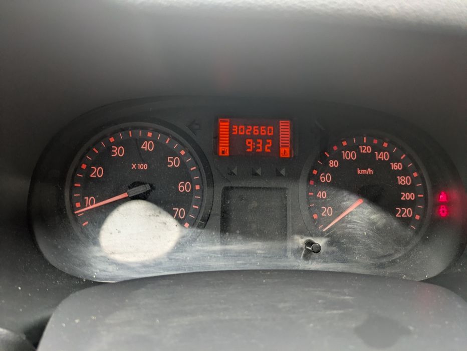 Clio 2 Storia Comercial 1.5 dci