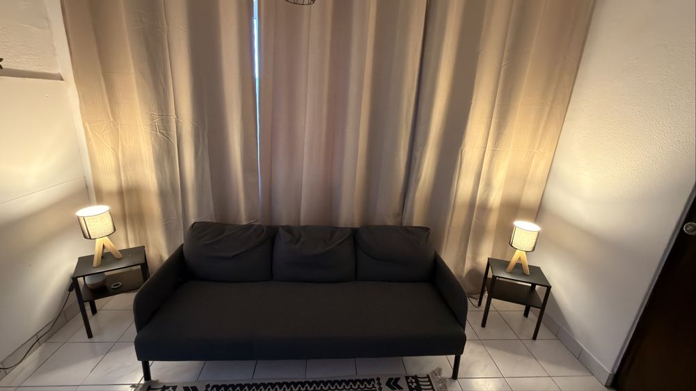 Sofa 3 lugares  ikea apenas 2 meses de uso como novo