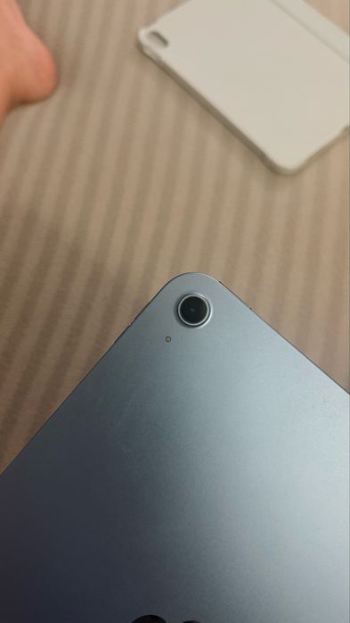 iPad APPLE (10.9'' - 64 GB - Wi-Fi - Azul)