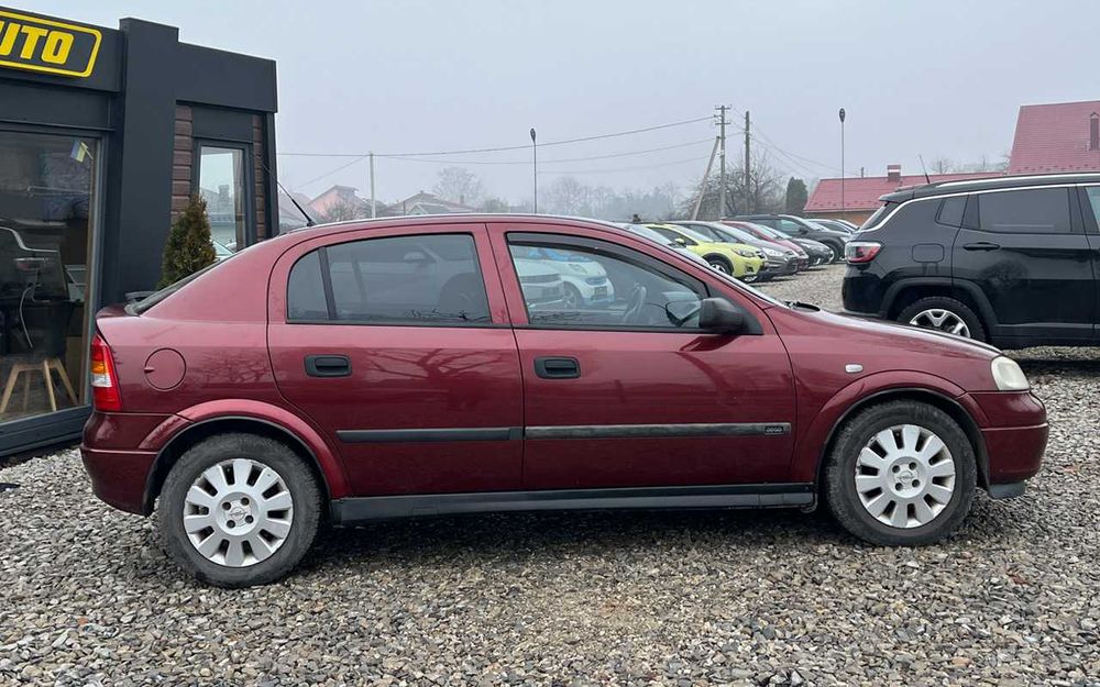 Opel Astra  2000