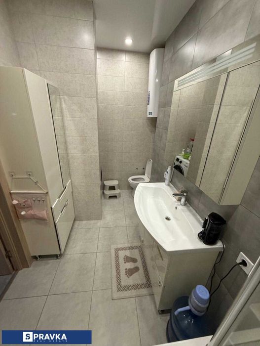 Продам квартиру ЖМ радужный 2 ком 90 м2