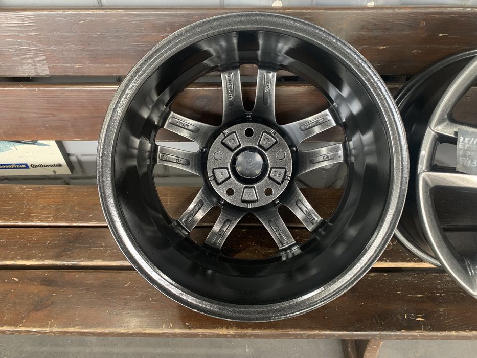 99 Оригинальные литые диски Volkswagen touareg 5/130 R17 et55