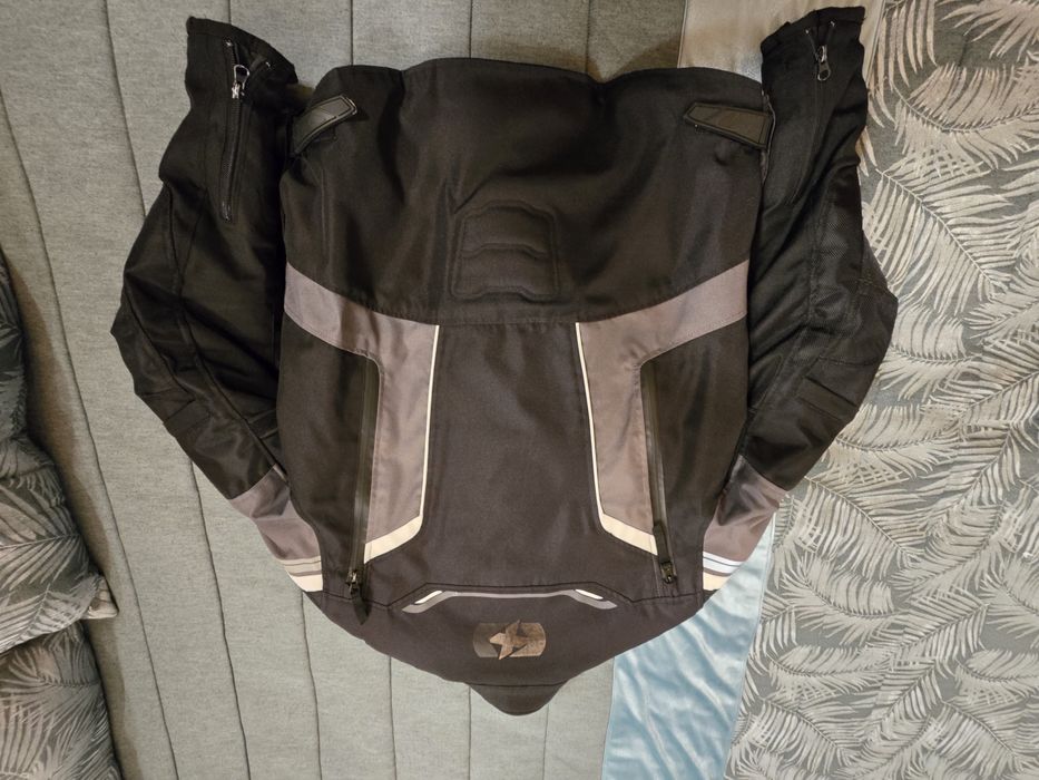 Casaco motard de homem e de mulher