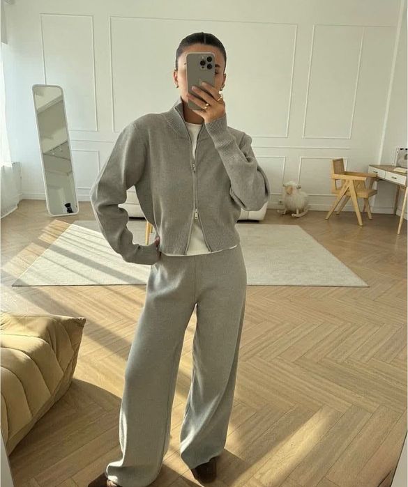 Трендовий костюм