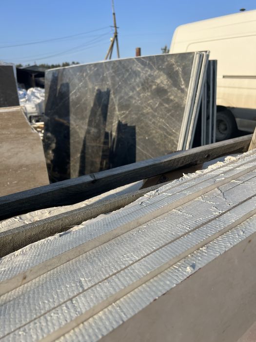 Мармур, Травертин, Граніт, Сходи, Підвіконня, Стільниці,Доставка