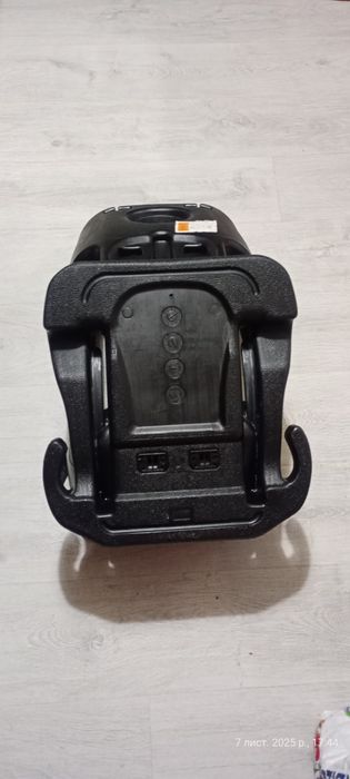 Fotelik samochodowy dla dzieci 9-18