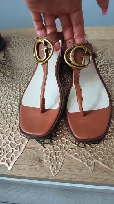 Sandały guess rozm 39