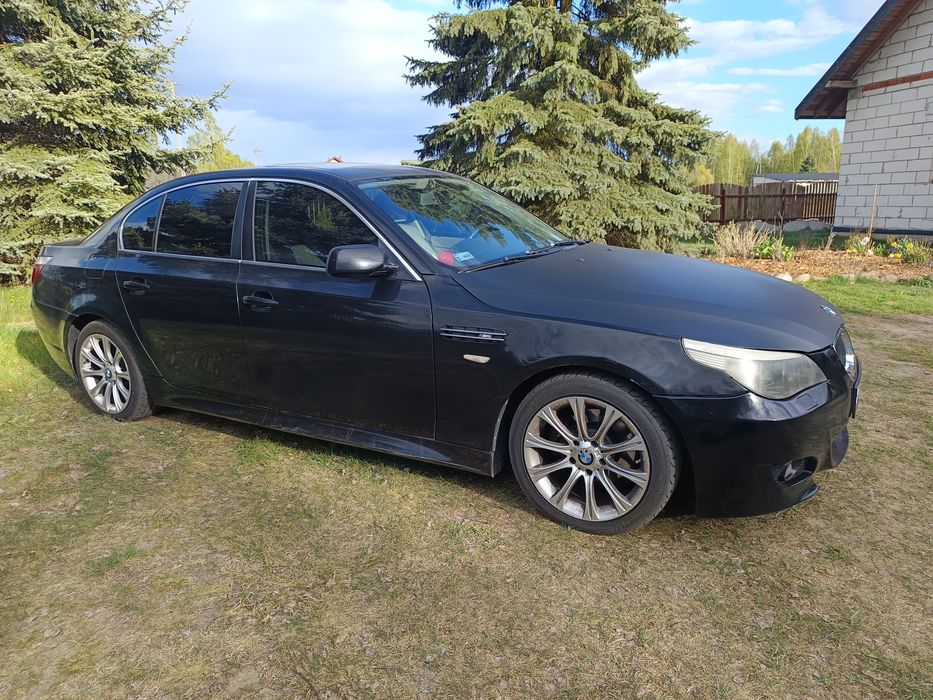BMW 520 samochód