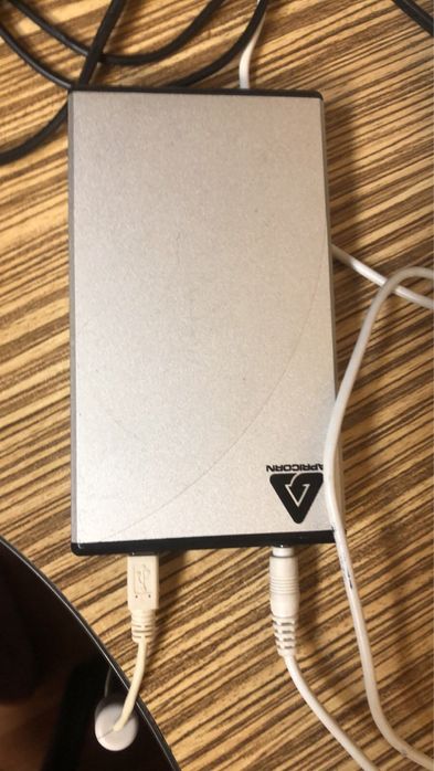 Продам зовнішній жорсткий диск 2,5ʼʼ 500ГБ