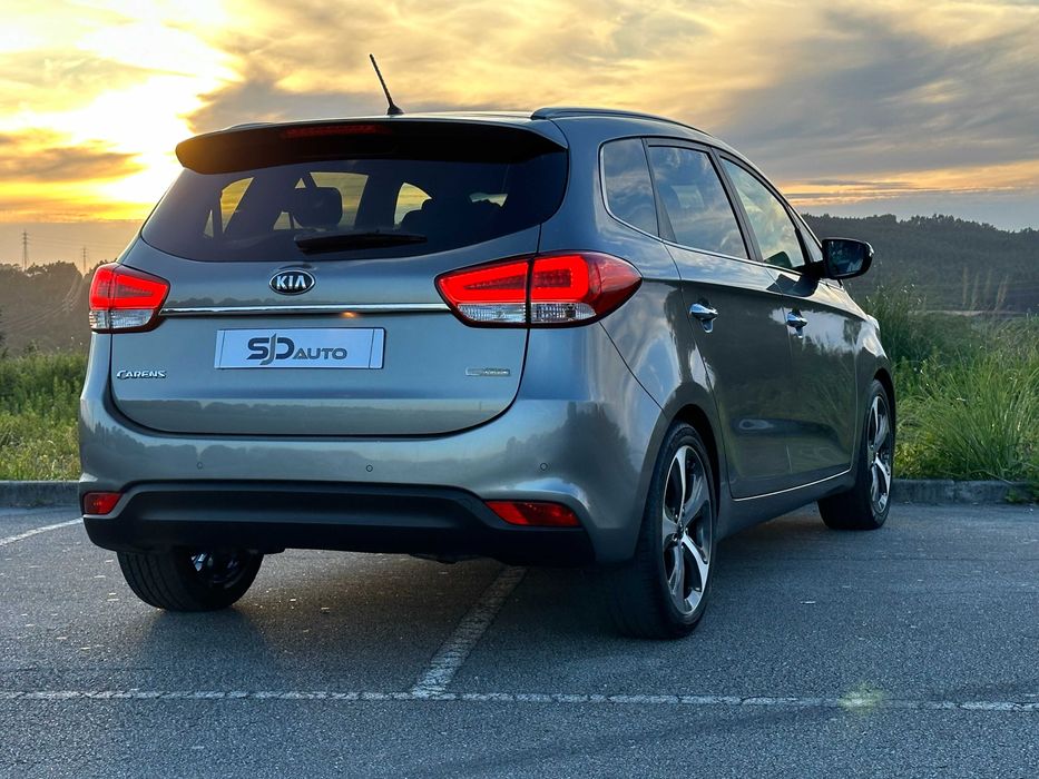 Kia Carens 1.7 CRDi - 7 Lugares