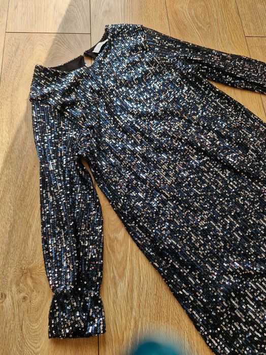 Sukienka cekinowa 146/152