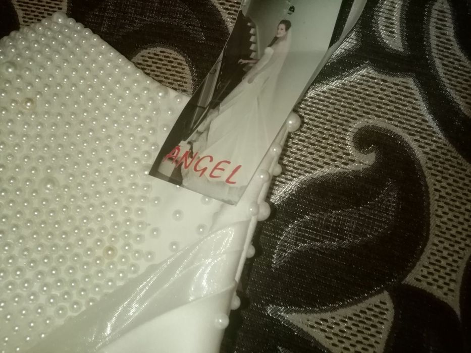 Весільна. Сукня.