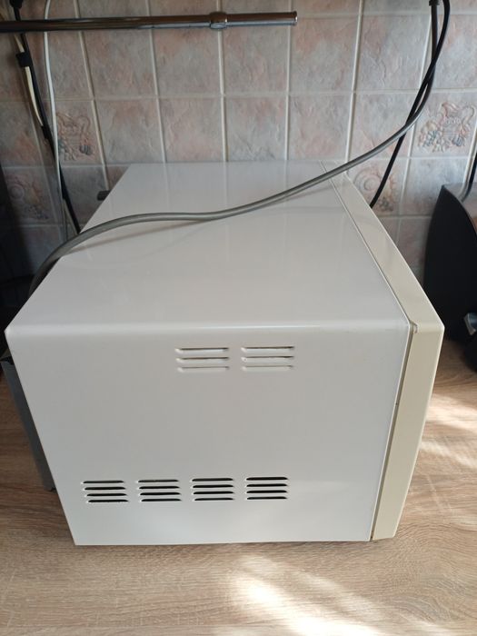 Мікрохвильова піч Samsung.