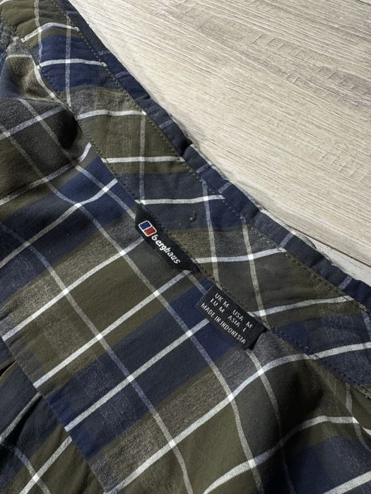 Сорочка Berghaus теніска gorpcore хакі трекінгова сорочка outdoor y2k