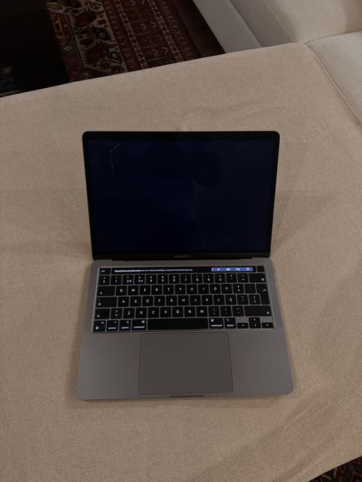 MacBook Pro 2020 M1, 13 Polegadas. 8GB, 265GB