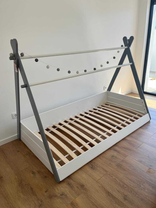 Cama de criança tipi com toldo removível