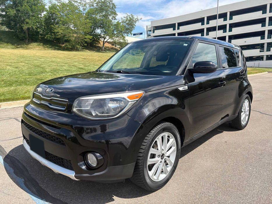 Kia Soul Plus      2018