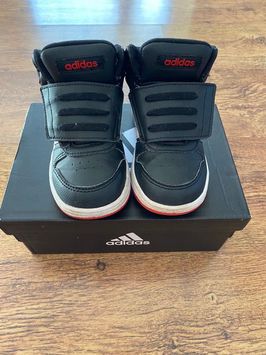 Buty dziecięce Adidas rozmiar 26