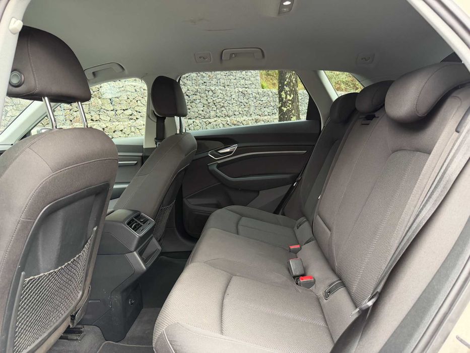 Audi e-tron 50 quattro