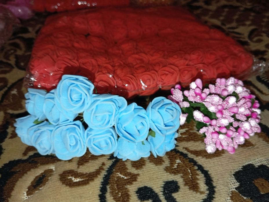 Продам заготовки для рукоділля, троянди  латекс, тичинки, заколки