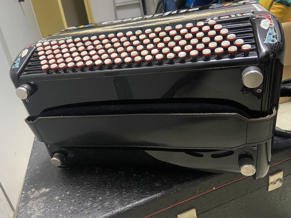 Acordeão cromático Cooperfisa Super Cesare